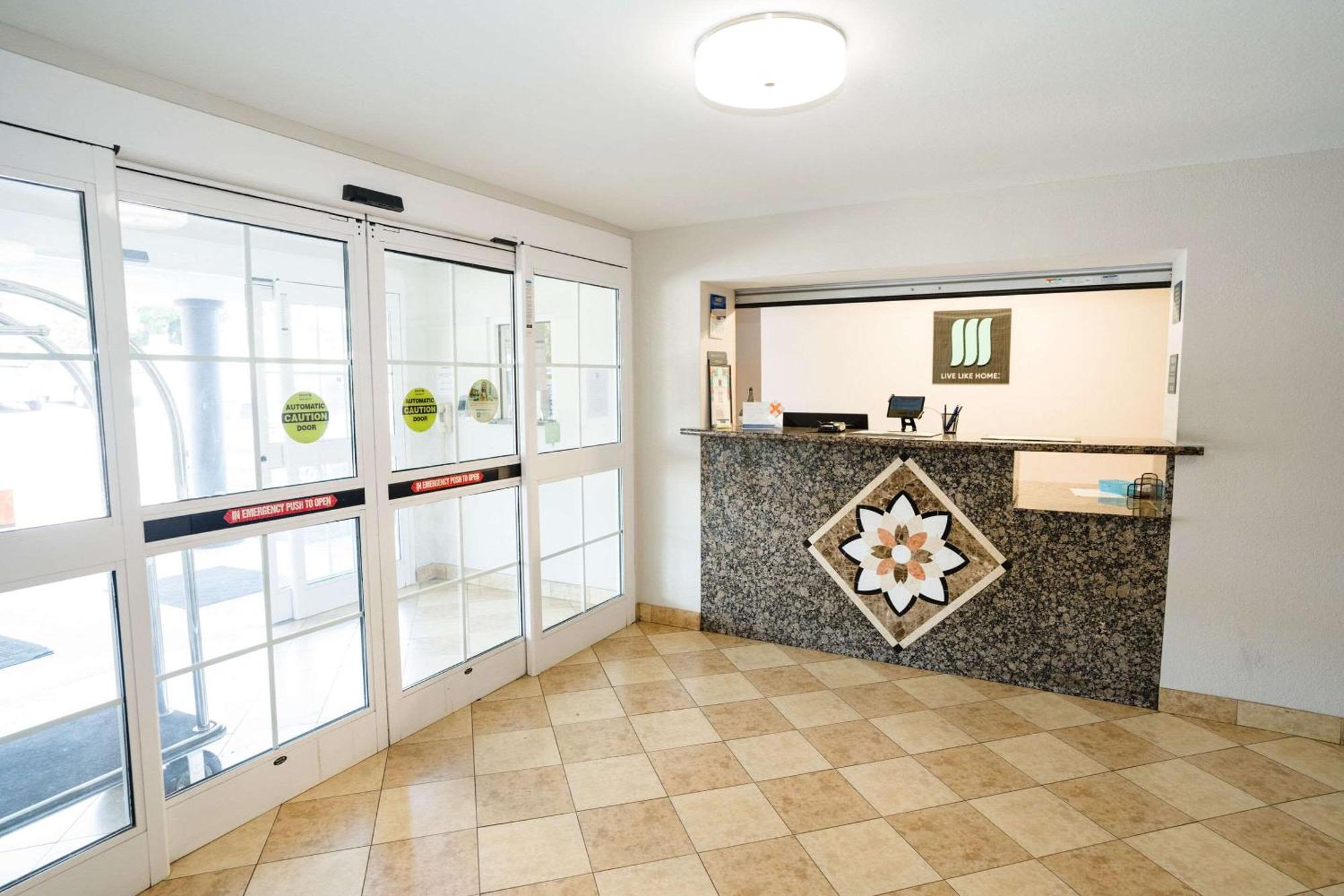 Mainstay Suites Knoxville North I-75 Екстер'єр фото